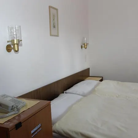 Hotel Alfa