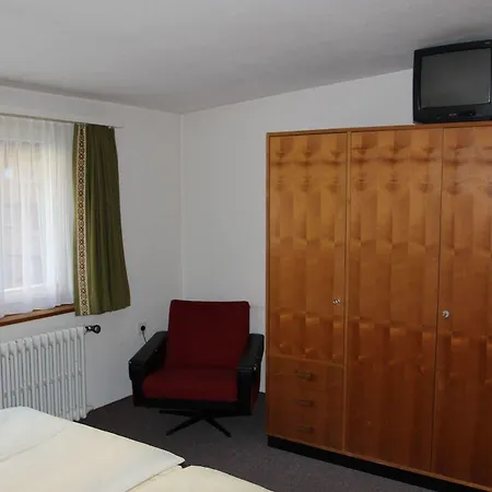 Alfa Hotel 2*